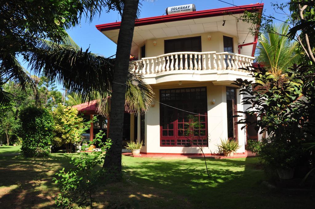 Sugandi Inn Kochchikade Exterior photo
